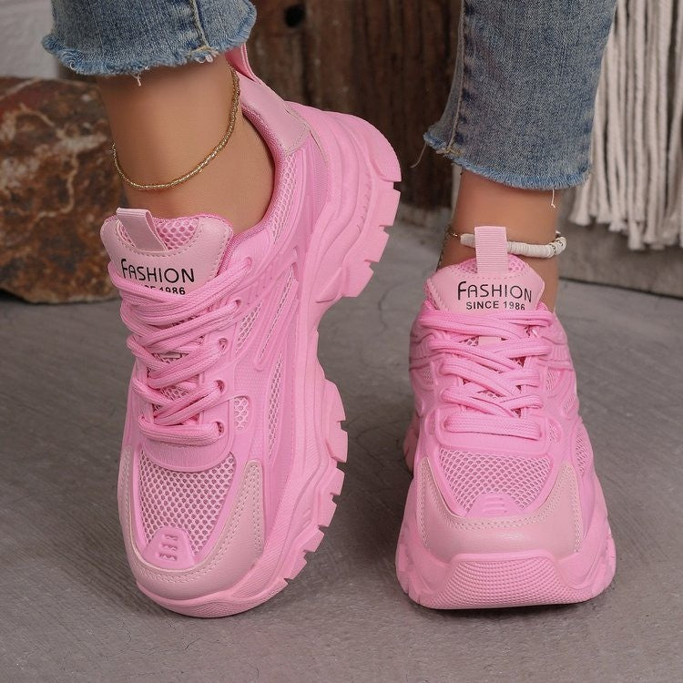 womens sports shoes