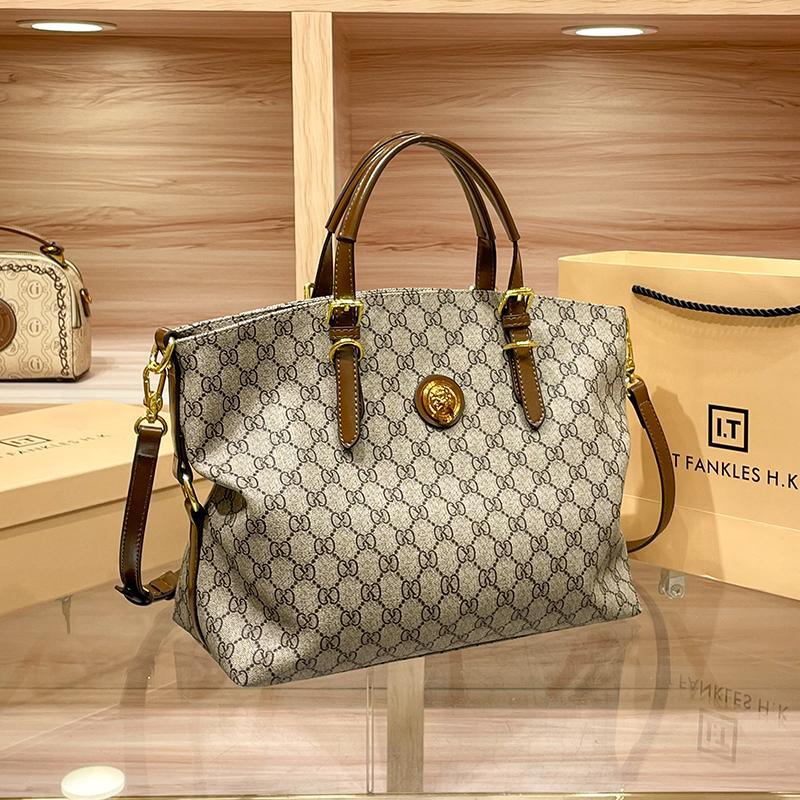 Large capacity shoulder bag, genuine leather, suitable for commuting, hand-held, crossbody, or tote bag.