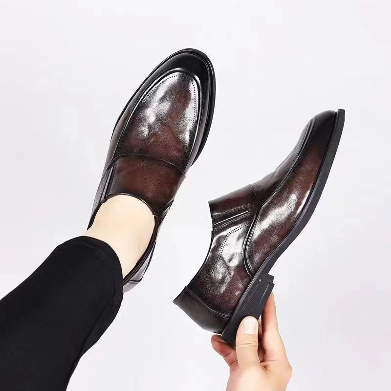 Mens Casual Leather Shoes with Shock Absorption